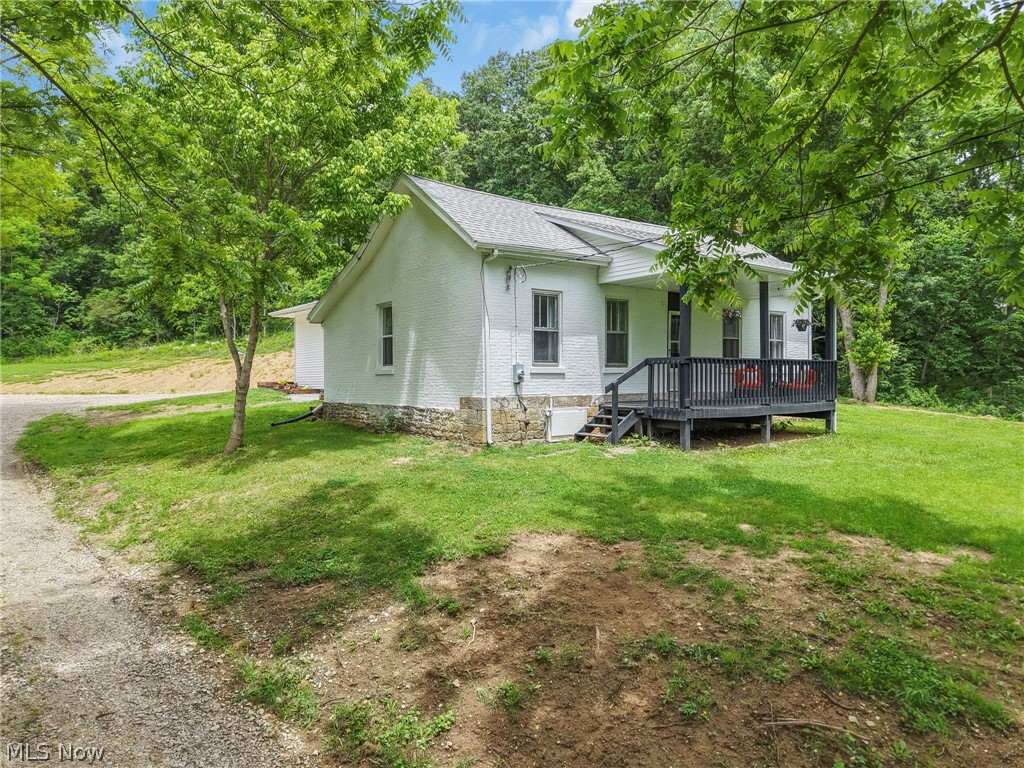 3815 Dillon Falls Road Zanesville, OH 43701 - Photo 3 of 48