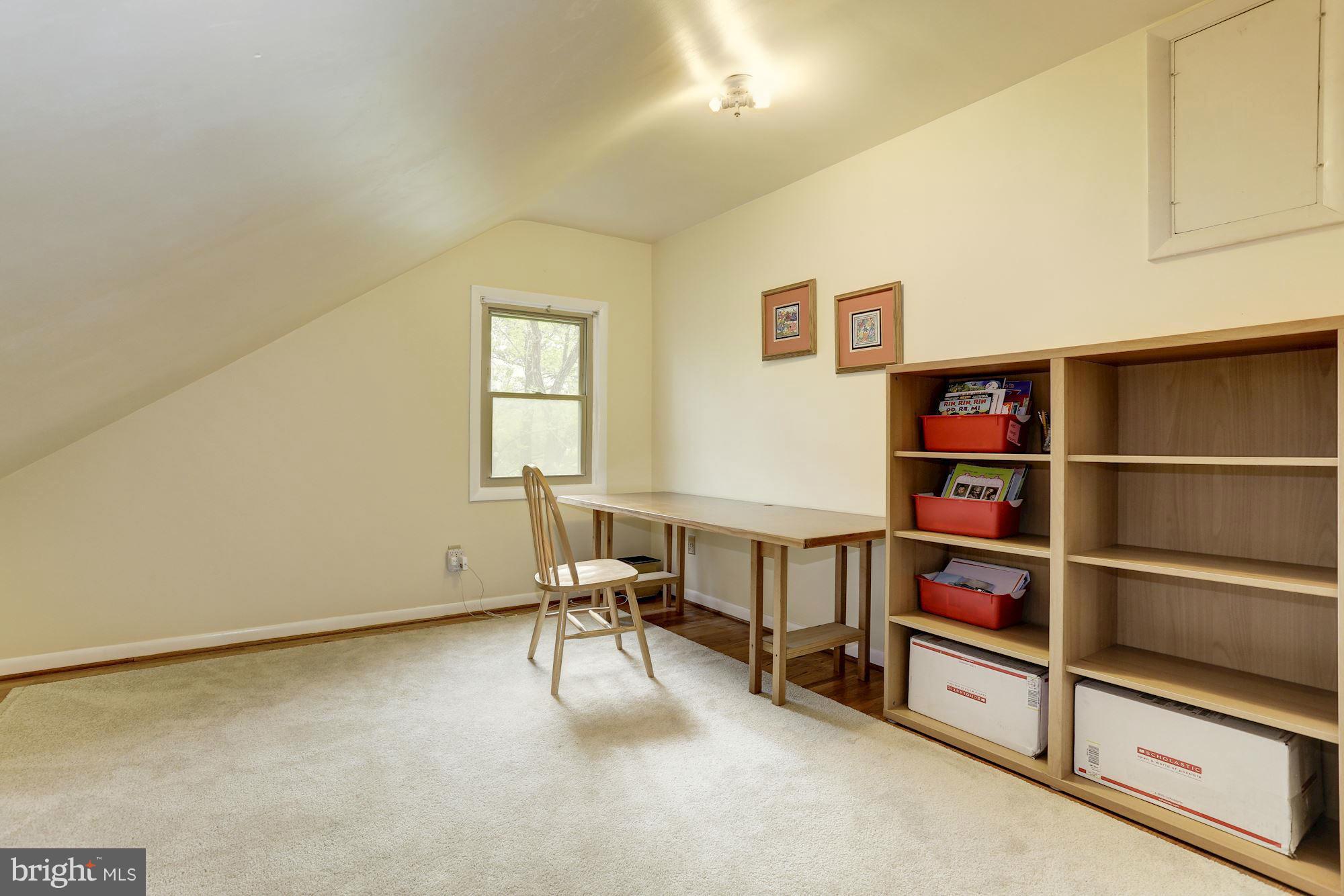 9129 Dunloggin Road Ellicott City, MD 21042 - Photo 19 of 25 Office / Study