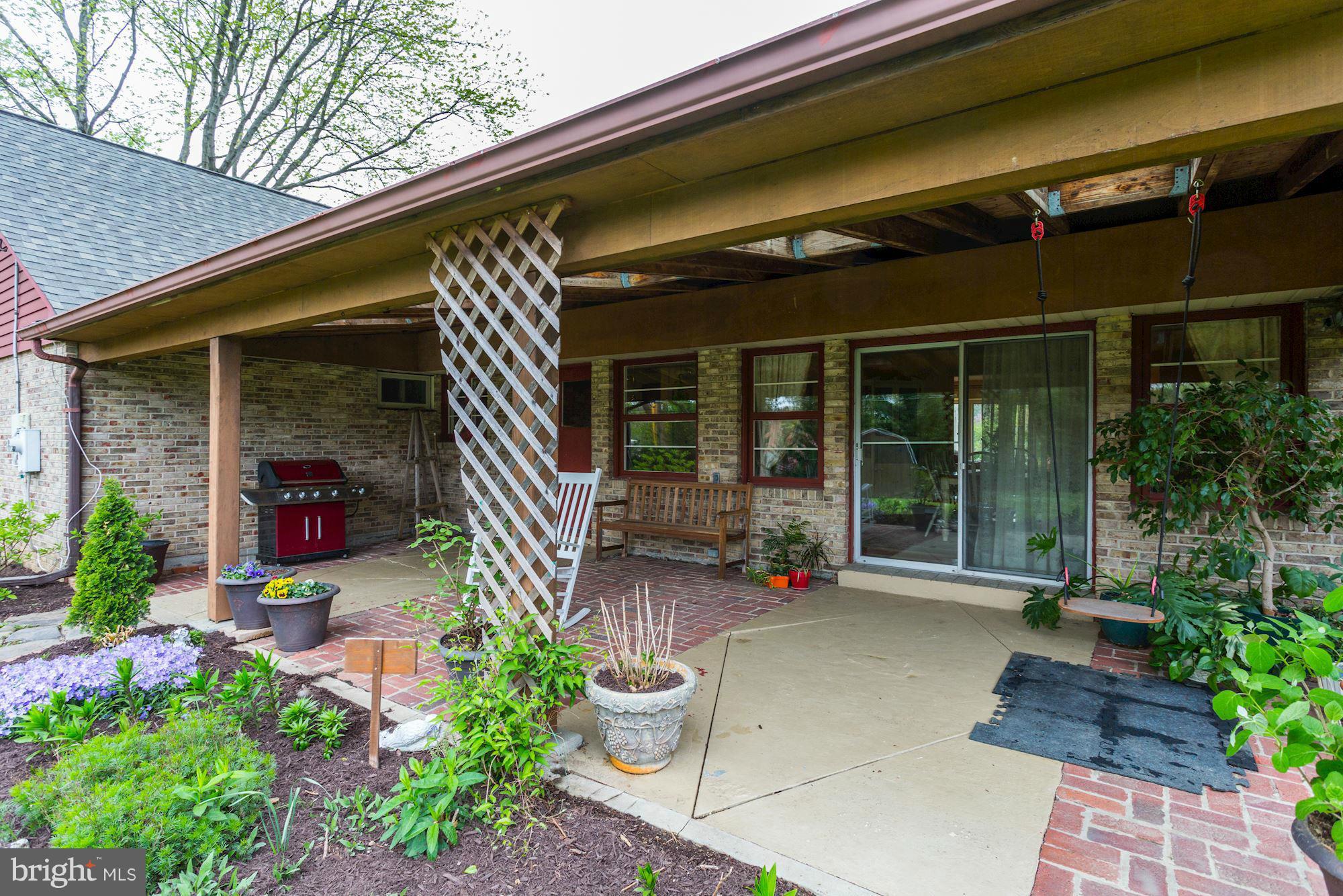 9129 Dunloggin Road Ellicott City, MD 21042 - Photo 22 of 25 Patio