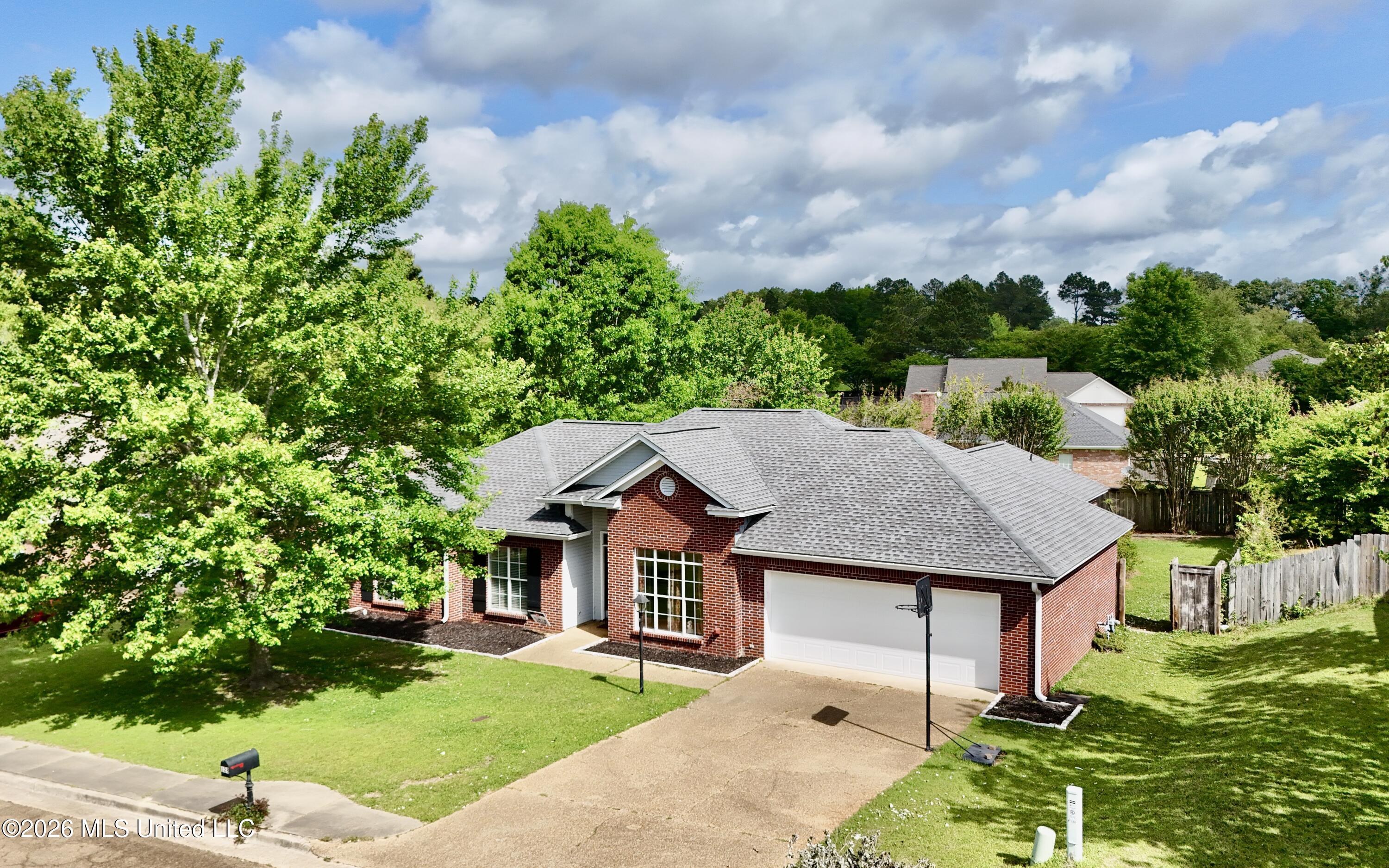128 Warrior Lane Clinton, MS 39056 - Photo 5 of 40 dji_fly_20260413_104702_0900_17760956297