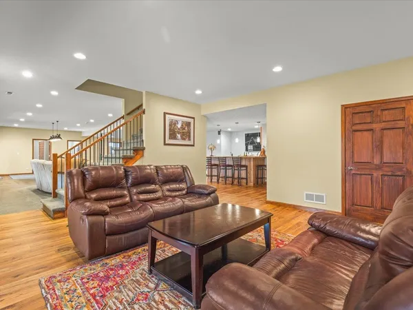 $825,000 | 24-114 Lake Carroll Boulevard, Lake Carroll, IL 61046