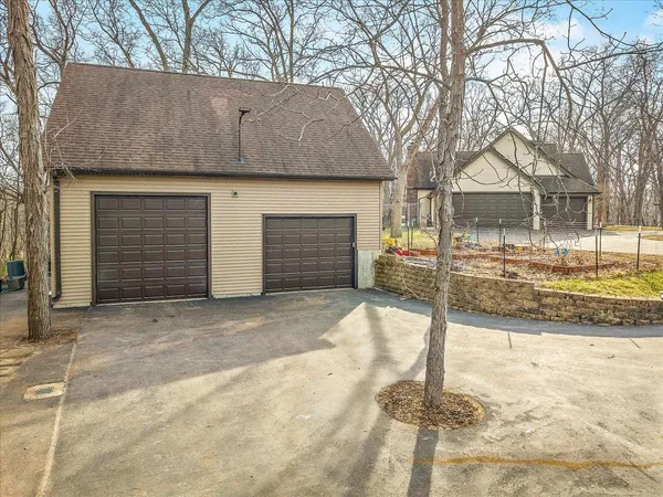 $825,000 | 24-114 Lake Carroll Boulevard, Lake Carroll, IL 61046