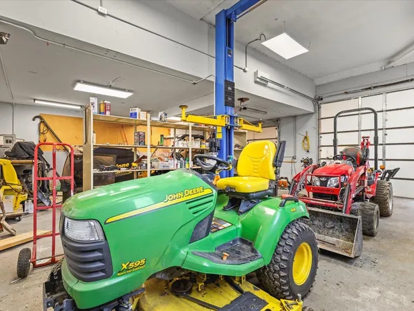 $825,000 | 24-114 Lake Carroll Boulevard, Lake Carroll, IL 61046