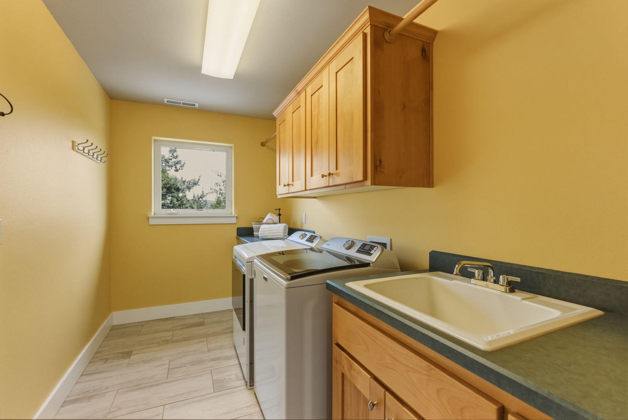 17584 Mountain View Road Sisters, OR 97759 - Photo 57 of 74