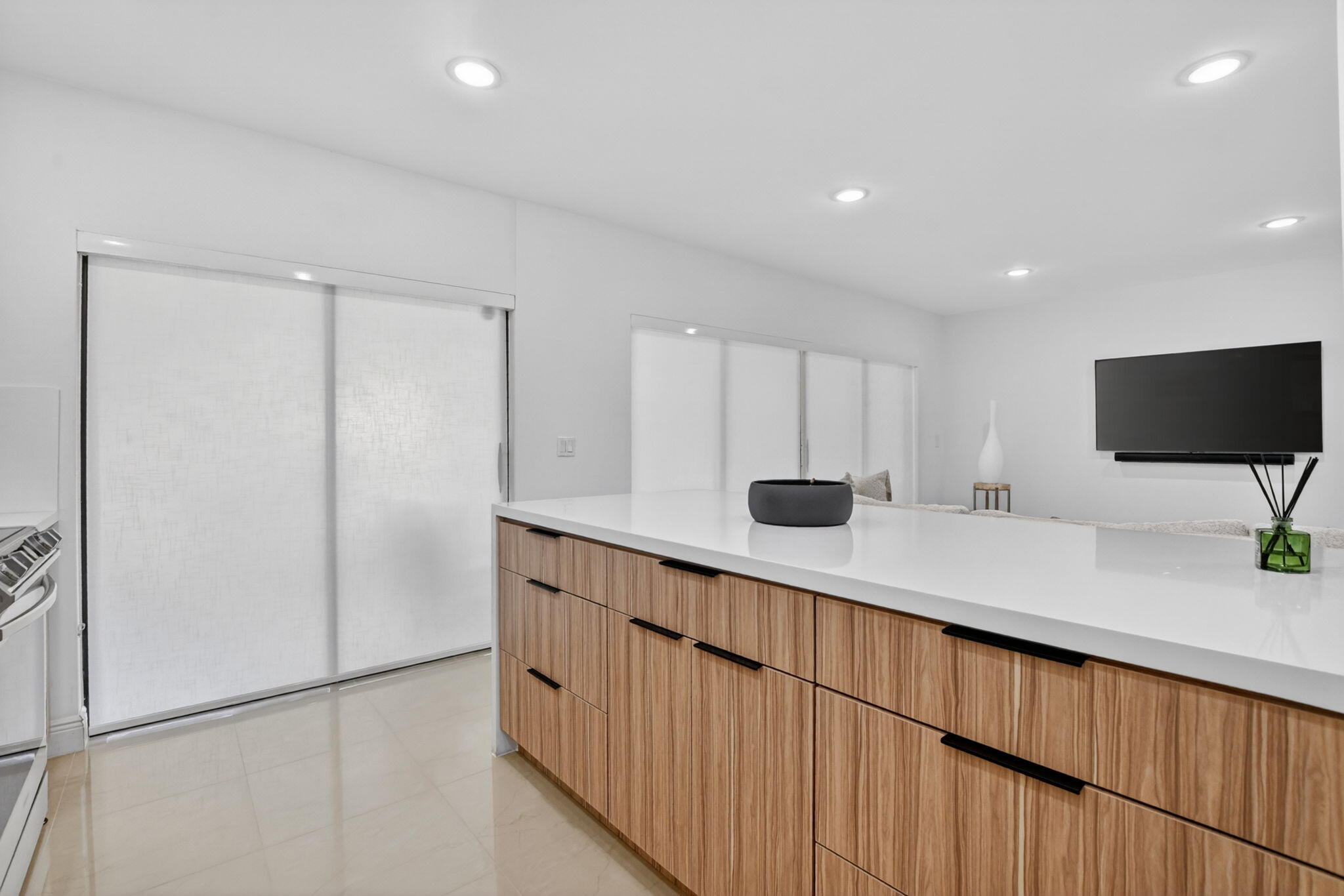 6335 Longboat Lane West, Unit E104 Boca Raton, FL 33433 - Photo 6 of 46 Kitchen & Living