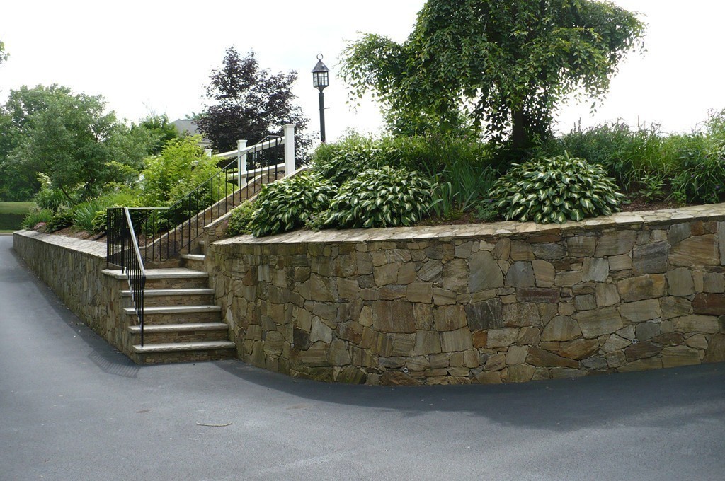 67 Juniper Road Holliston, MA 01746 - Photo 3 of 21 Gallery Image 3