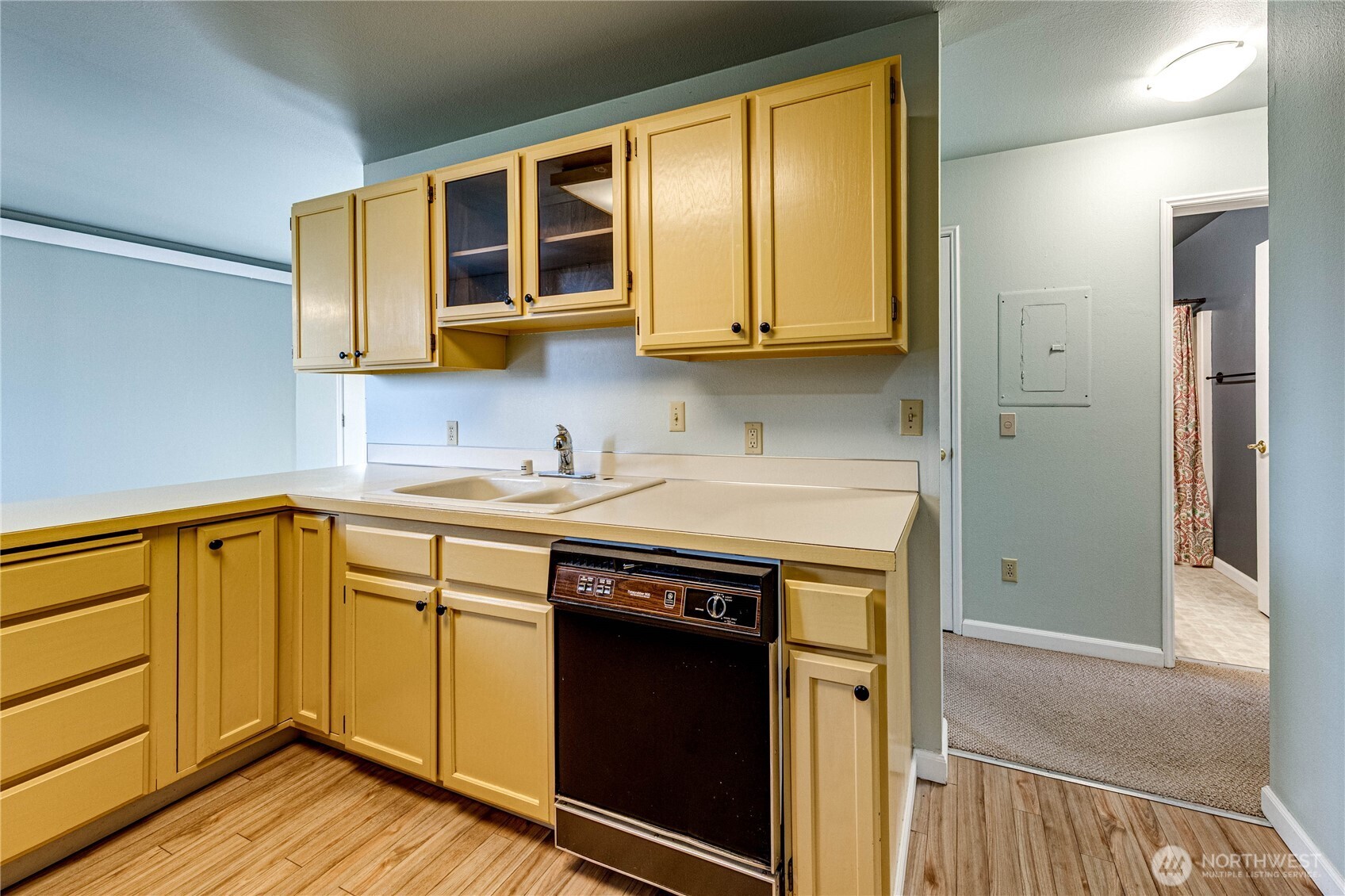 300 North Sequim Avenue, Unit 12D Sequim, WA 98382 - Photo 9 of 40