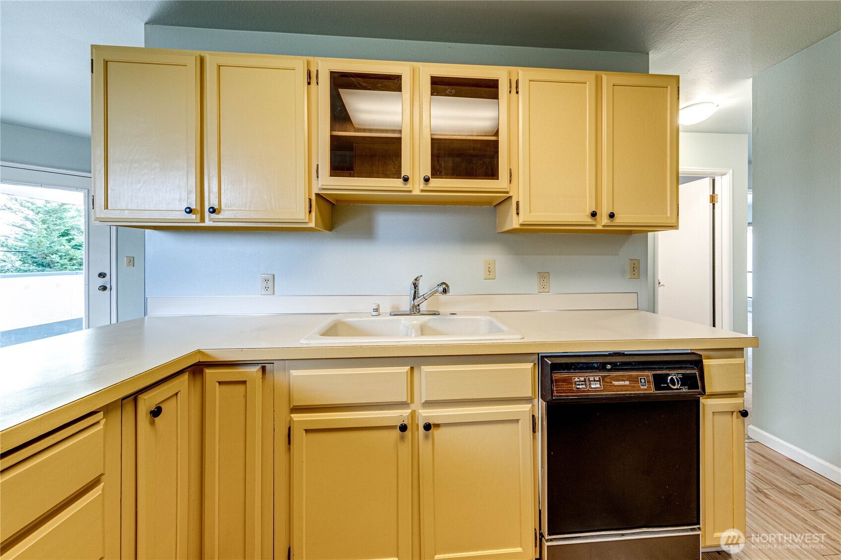 300 North Sequim Avenue, Unit 12D Sequim, WA 98382 - Photo 10 of 40