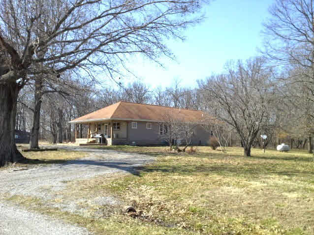 22374 Fancy Farm Road Thompsonville, IL 62890 - Photo 3 of 25