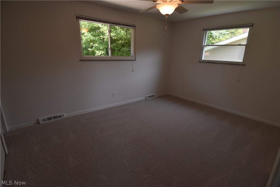 21044 Mastick Road Cleveland, OH 44126 - Photo 8 of 17