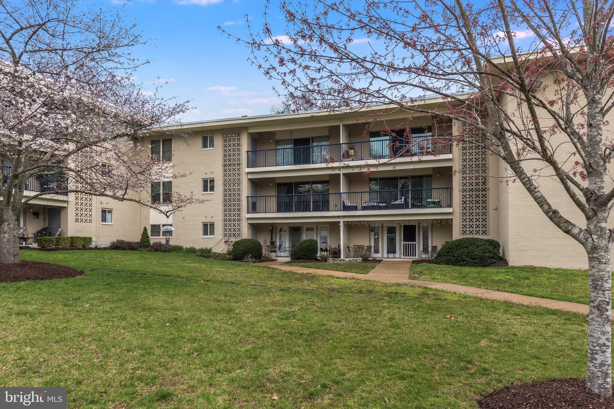 1002 Primrose Road, Unit 203 Annapolis, MD 21403 - Photo 5 of 46 Another View of Building