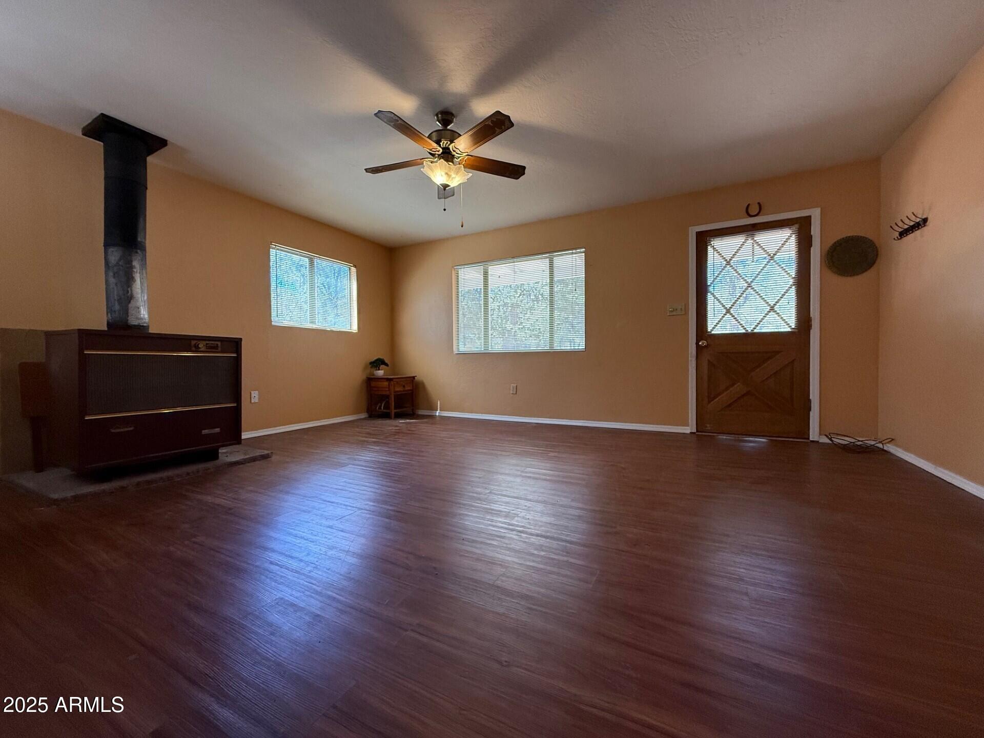2143 Cottontail Road Overgaard, AZ 85933 - Photo 7 of 20 9