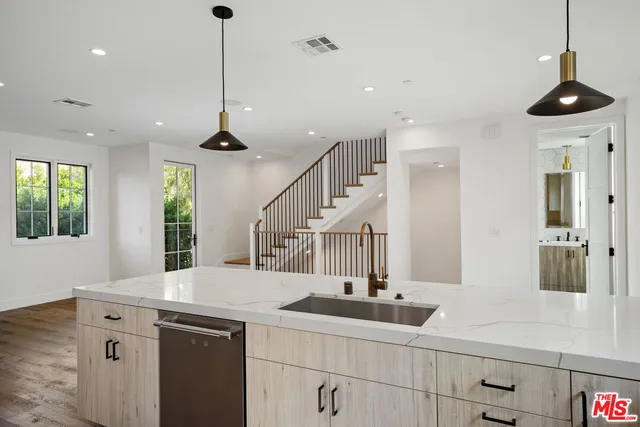 $4,500 | 5328 Agnes Avenue, Unit 1/2, Valley Village, CA 91607