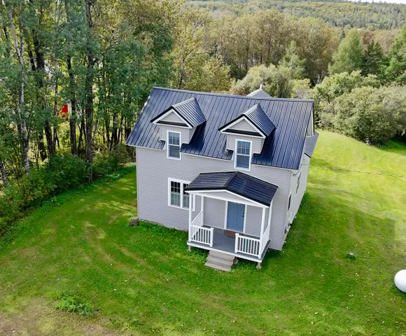 $164,900 | 8 Station Street, Stockholm, ME 04783