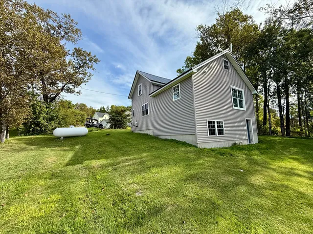 $164,900 | 8 Station Street, Stockholm, ME 04783