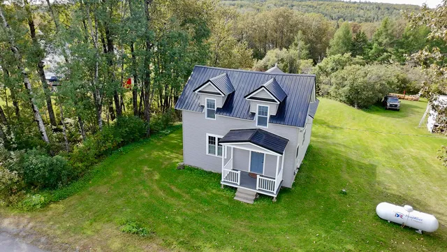 $164,900 | 8 Station Street, Stockholm, ME 04783