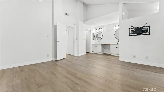 $549,999 | 181 West La Verne Avenue, Unit 5, Pomona, CA 91767