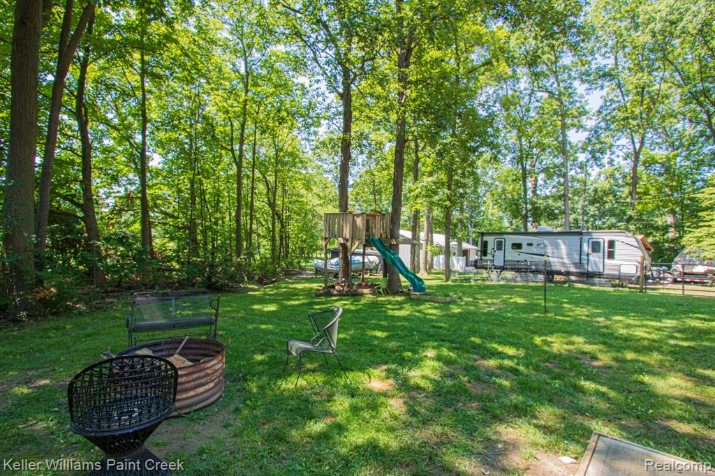 2232 South State Road Davison, MI 48423 - Photo 45 of 47