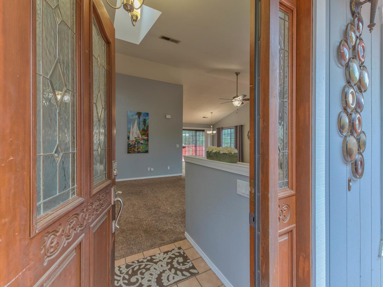 6640 Kim Ann Lane Salinas, CA 93907 - Photo 5 of 41