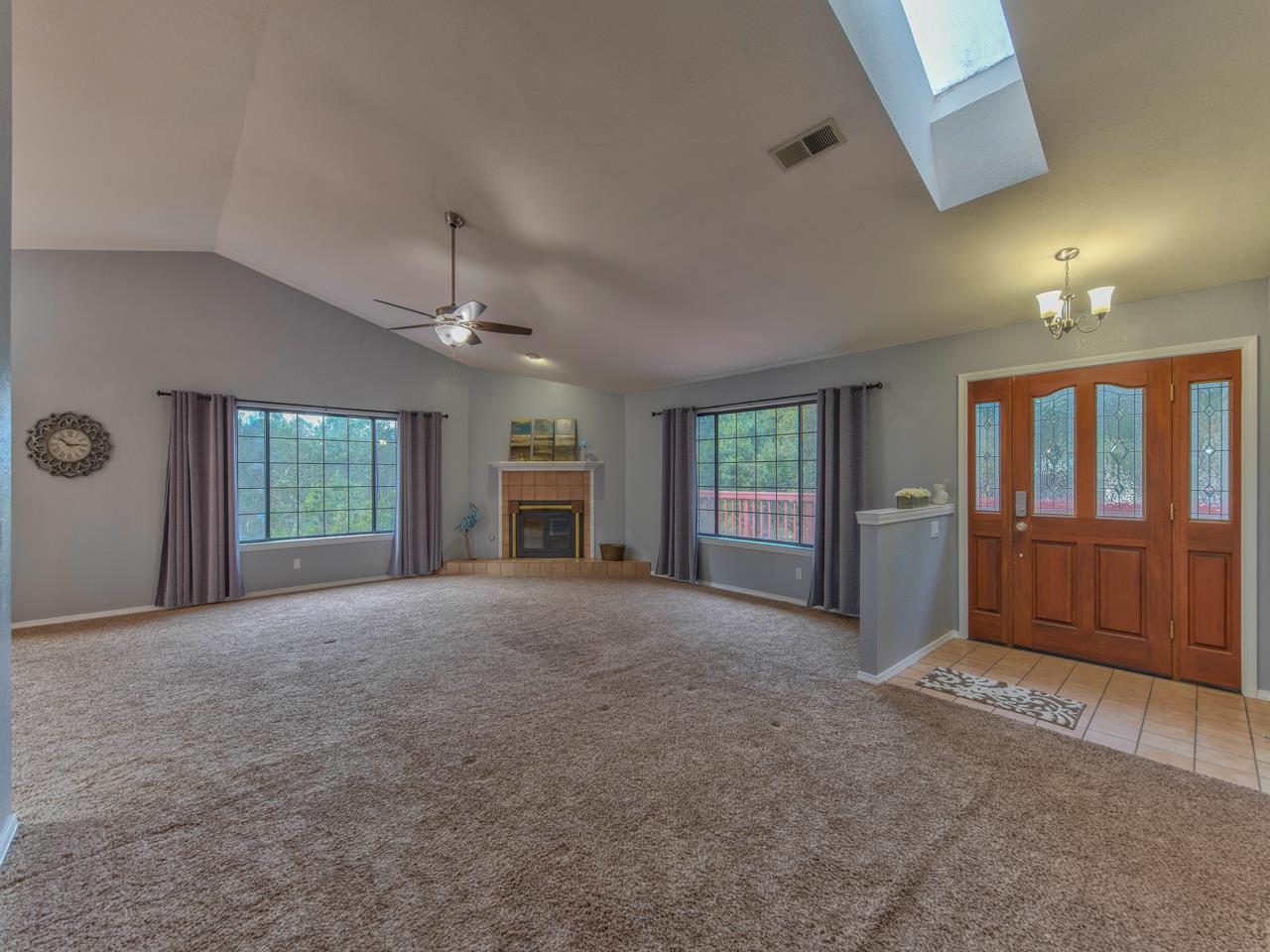6640 Kim Ann Lane Salinas, CA 93907 - Photo 6 of 41 a view of empty room with windows and cabinet
