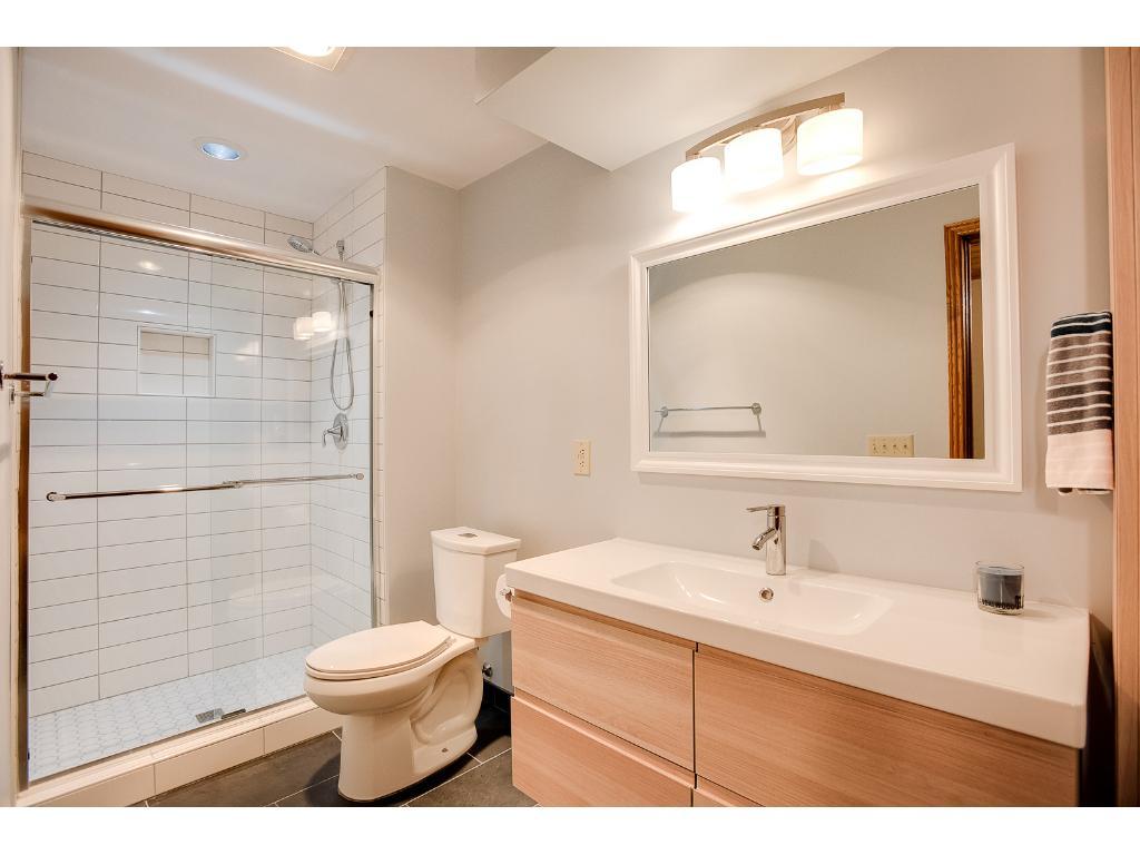 15111 Linner Ridge Wayzata, MN 55391 - Photo 20 of 24 Gallery Image 20