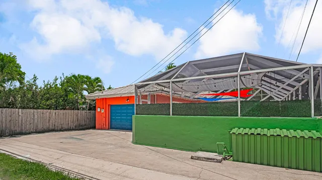 $7,500 | 532 North Palmway, Lake Worth Beach, FL 33460