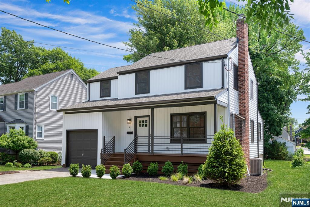 21 End Terrace Bloomfield, NJ 07003 - Photo 3 of 26
