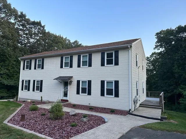 $2,100 | 101 Minechoag Heights, Unit 101, Ludlow, MA 01056