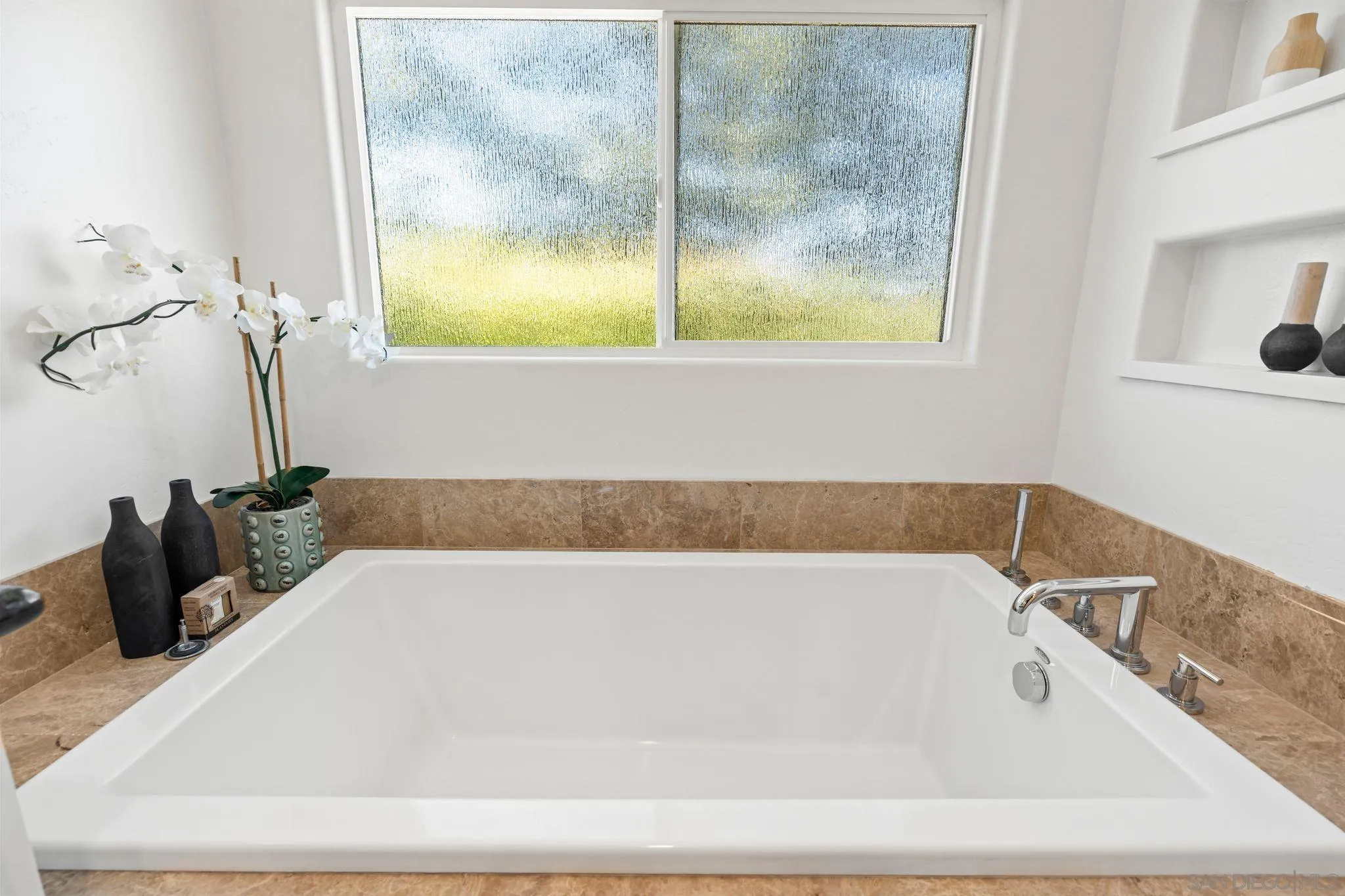 15951 Avenida Calma Rancho Santa Fe, CA 92091 - Photo 19 of 57