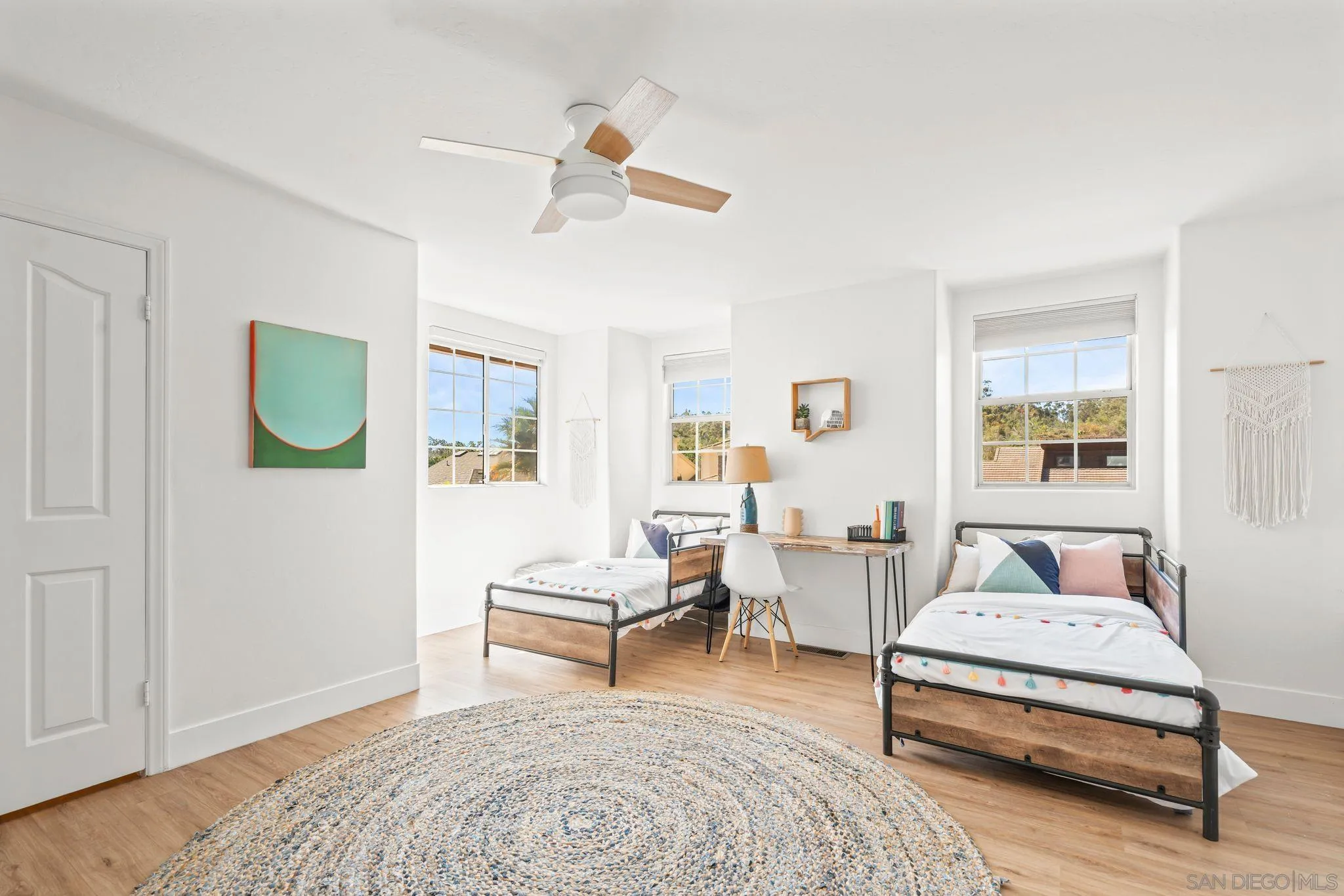 15951 Avenida Calma Rancho Santa Fe, CA 92091 - Photo 10 of 57