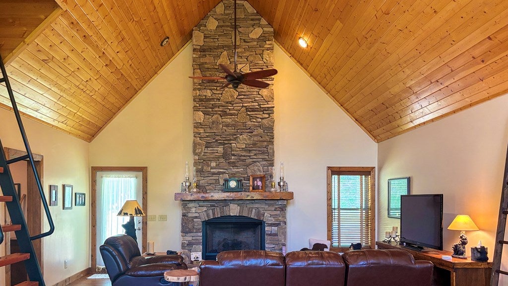 5075 Carsonville Road Fries, VA 24330 - Photo 11 of 56 Gallery Image 11