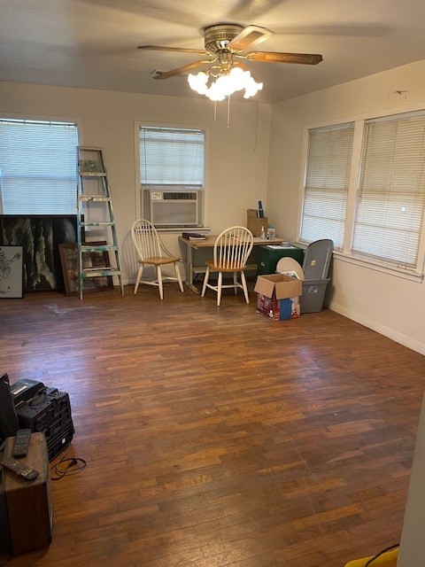 7339 Lewiston Street Houston, TX 77049 - Photo 16 of 23 a room with furniture and a flat screen tv