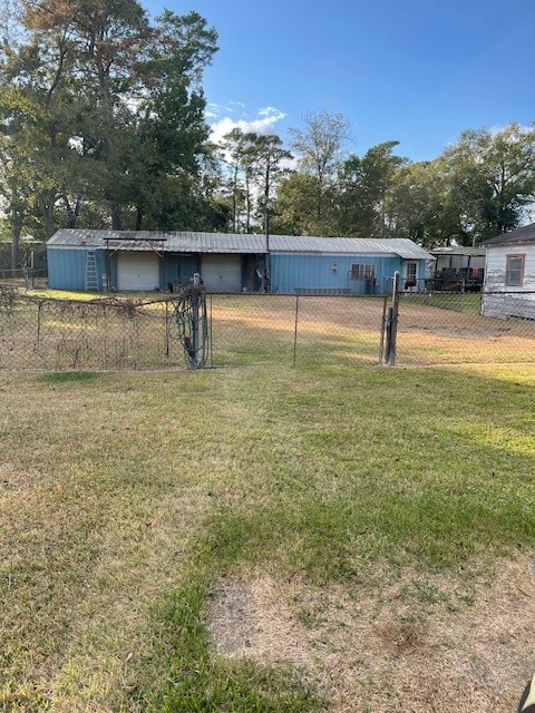 7339 Lewiston Street Houston, TX 77049 - Photo 4 of 23 a view of a television with a bench