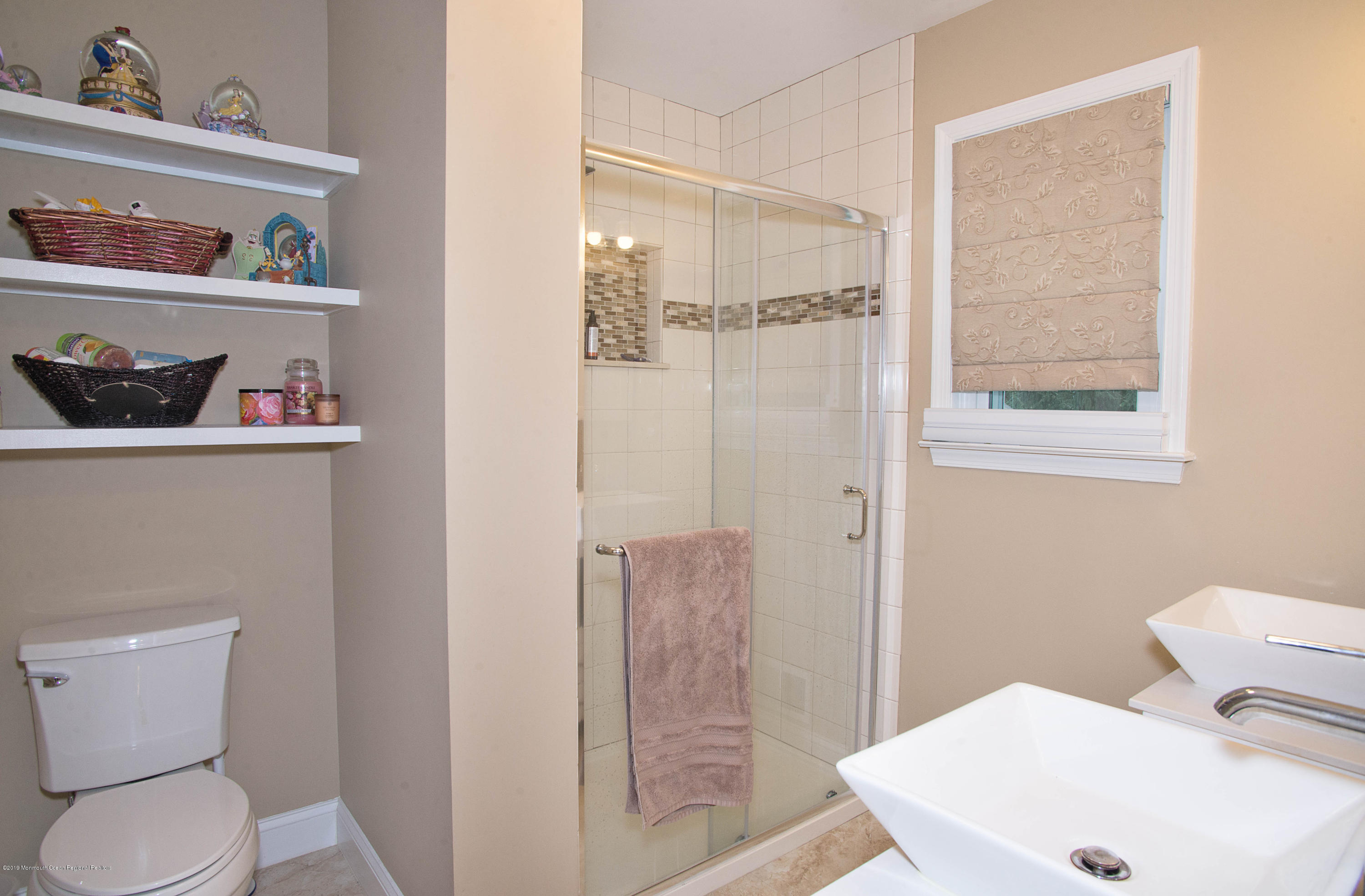 245 Bartley Road Jackson, NJ 08527 - Photo 20 of 30 Master Bath