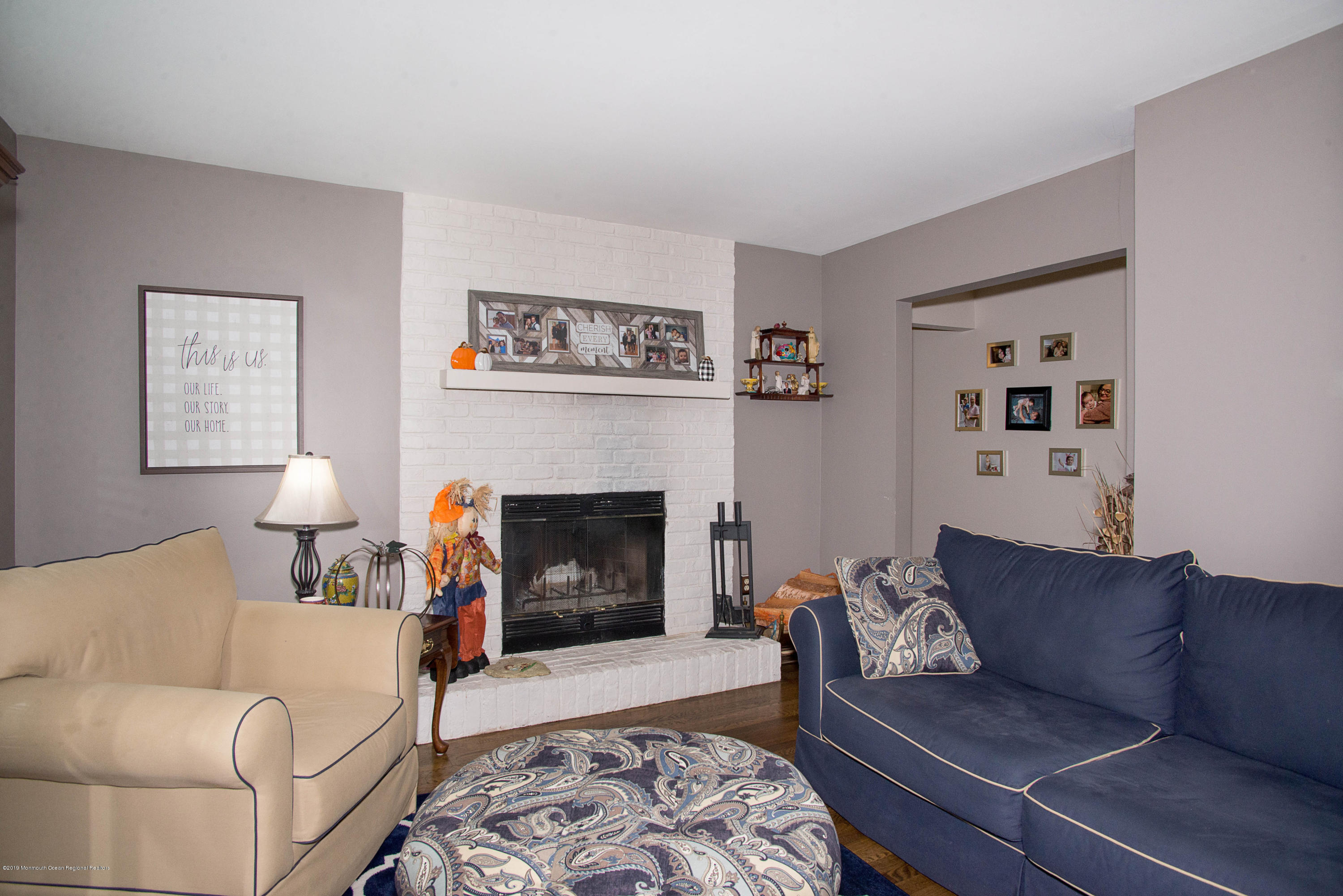 245 Bartley Road Jackson, NJ 08527 - Photo 5 of 30 _RMJ0723 living room