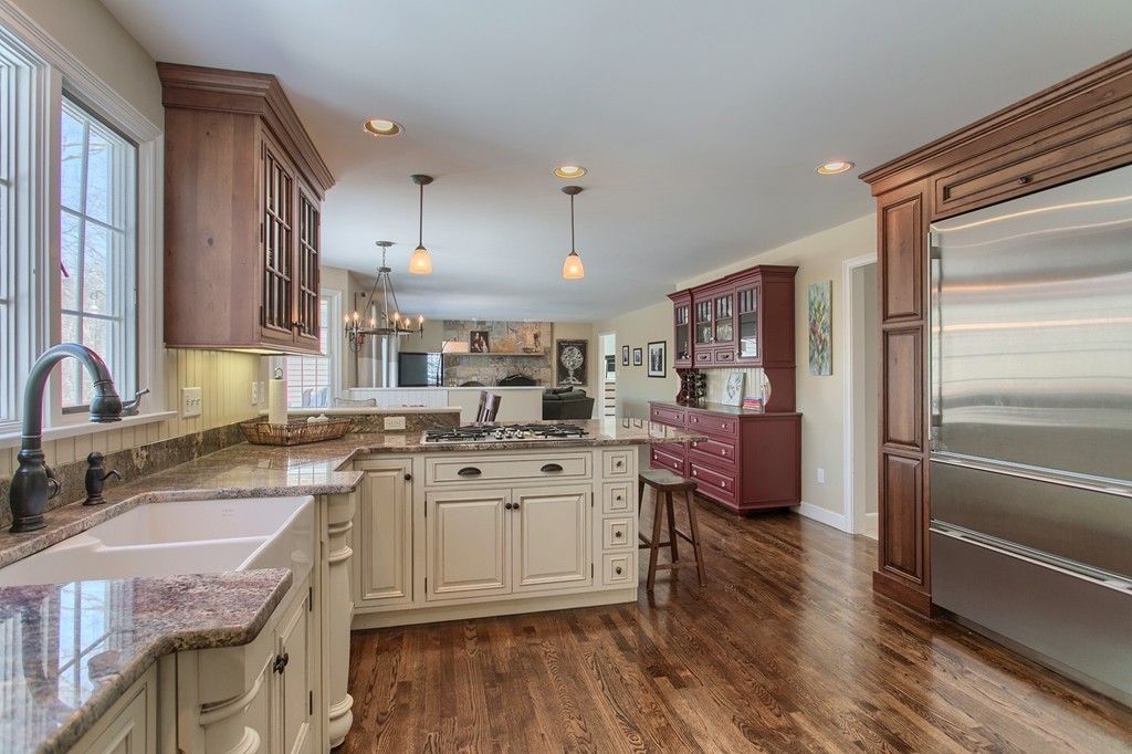 235 Blue Ridge Road North Andover, MA 01845 - Photo 3 of 30 Gallery Image 3