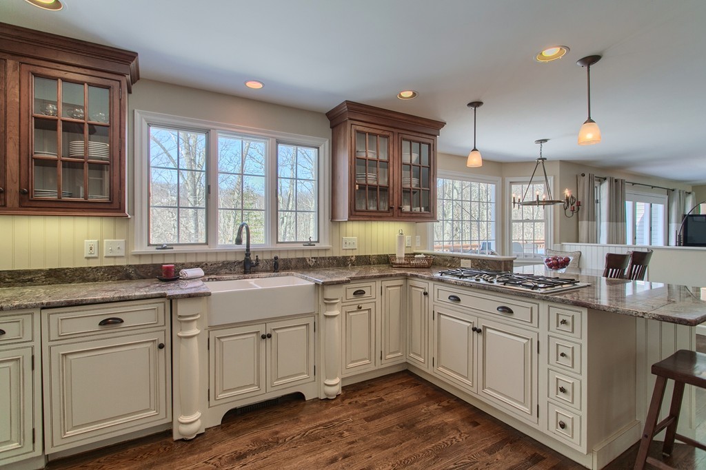 235 Blue Ridge Road North Andover, MA 01845 - Photo 4 of 30 Gallery Image 4