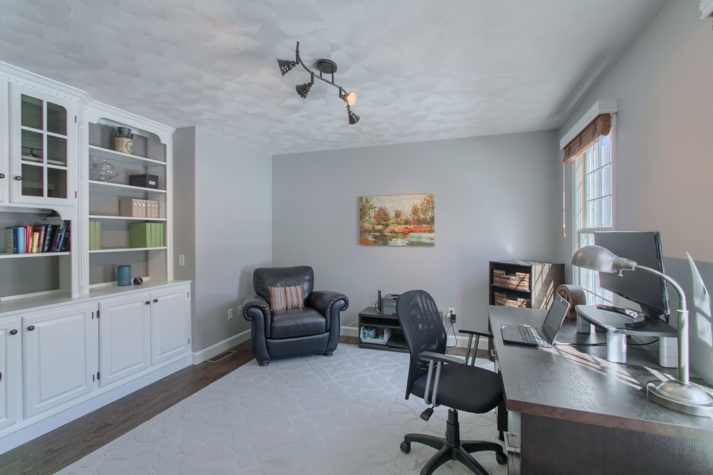 235 Blue Ridge Road North Andover, MA 01845 - Photo 8 of 30 Gallery Image 8