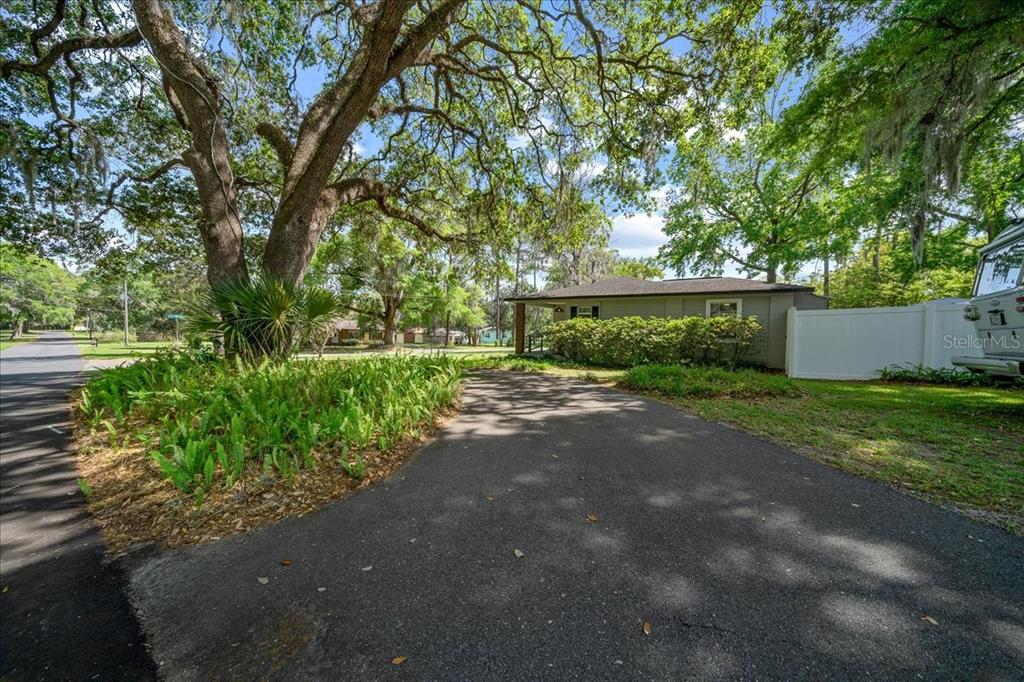 1228 Northeast 17th Terrace Ocala, FL 34470 - Photo 12 of 62