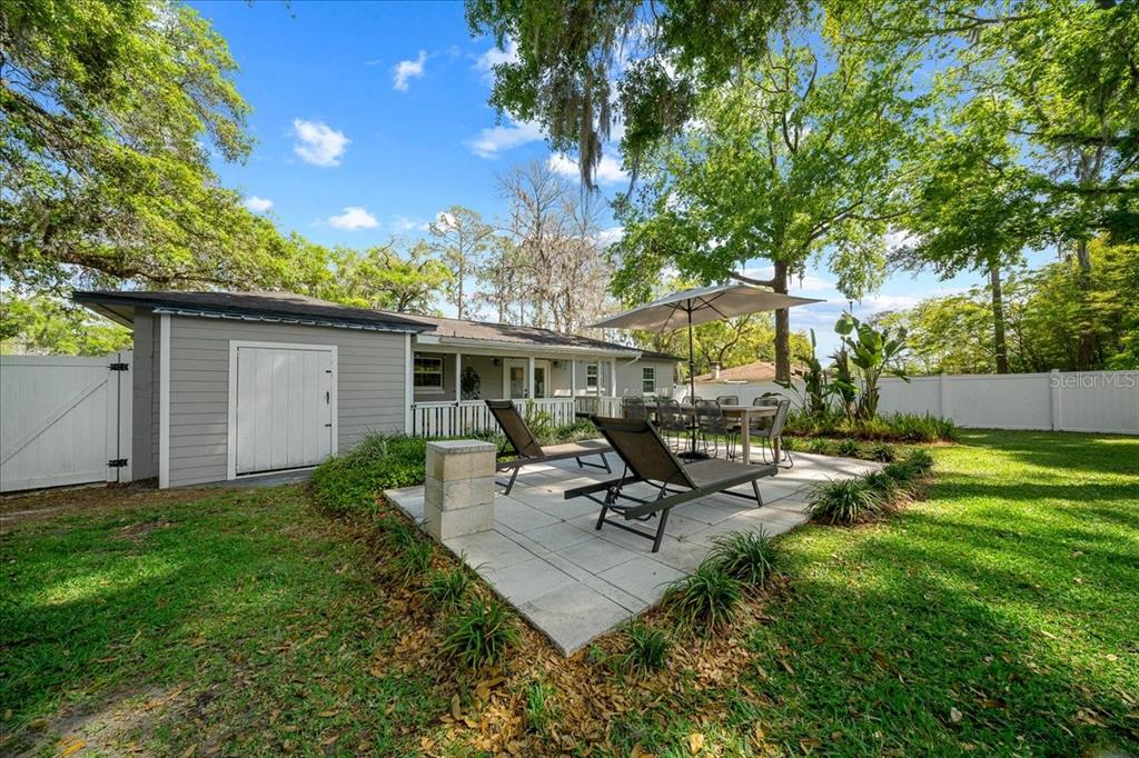 1228 Northeast 17th Terrace Ocala, FL 34470 - Photo 4 of 36