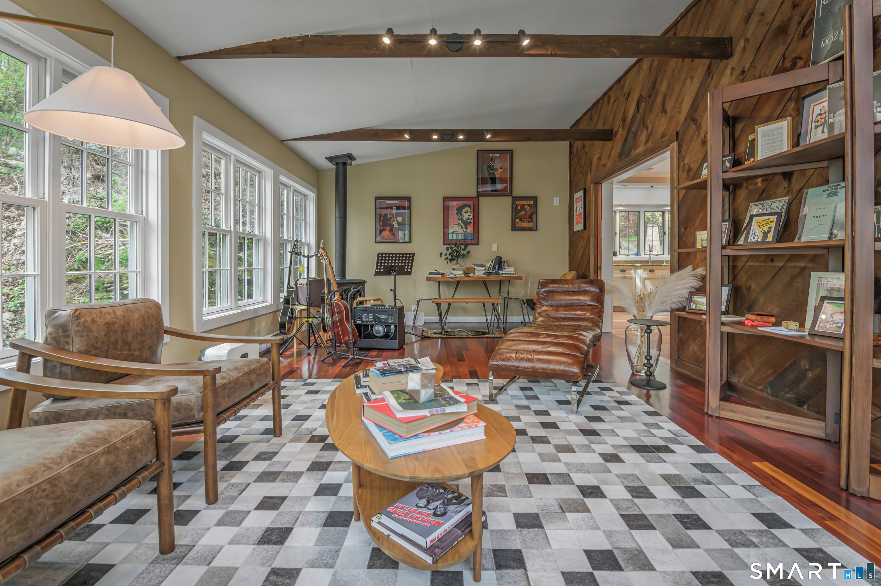 16 Twixt Hills Road Ridgefield, CT 06877 - Photo 12 of 25