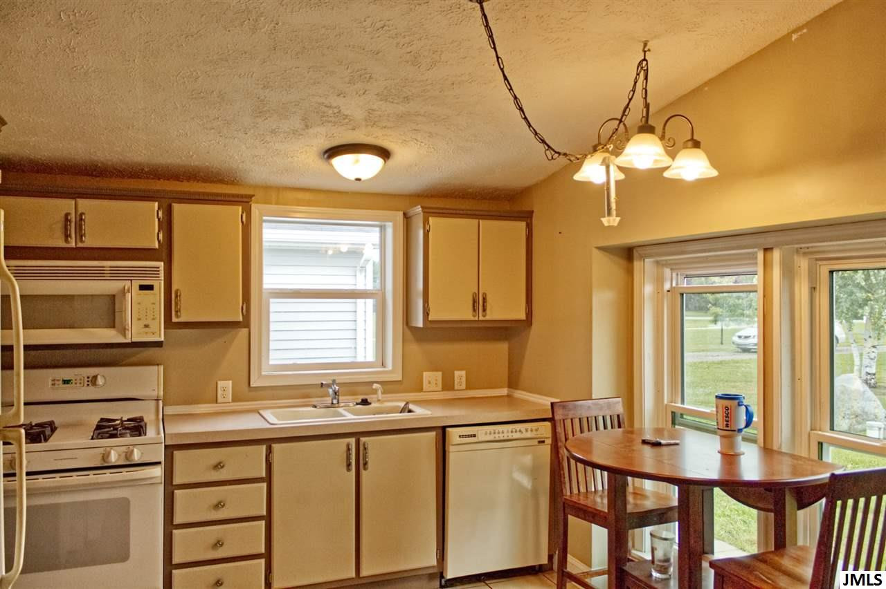 4121 East Berry Road Pleasant Lake, MI 49272 - Photo 5 of 12 Photo 5