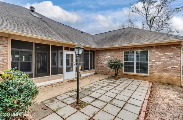 $259,900 | 107 Newport Circle, Clinton, MS 39056