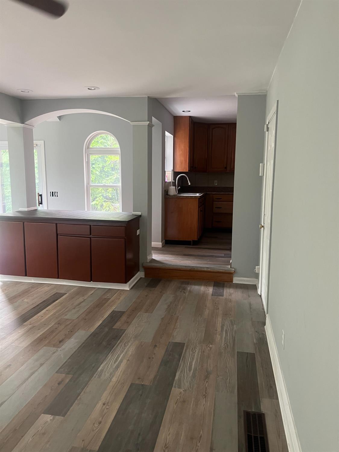 11134 Hanover Road Forest Park, OH 45240 - Photo 6 of 10