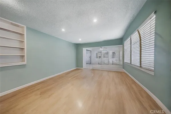 $1,400,000 | 14305 Osborne Street, Panorama City, CA 91402