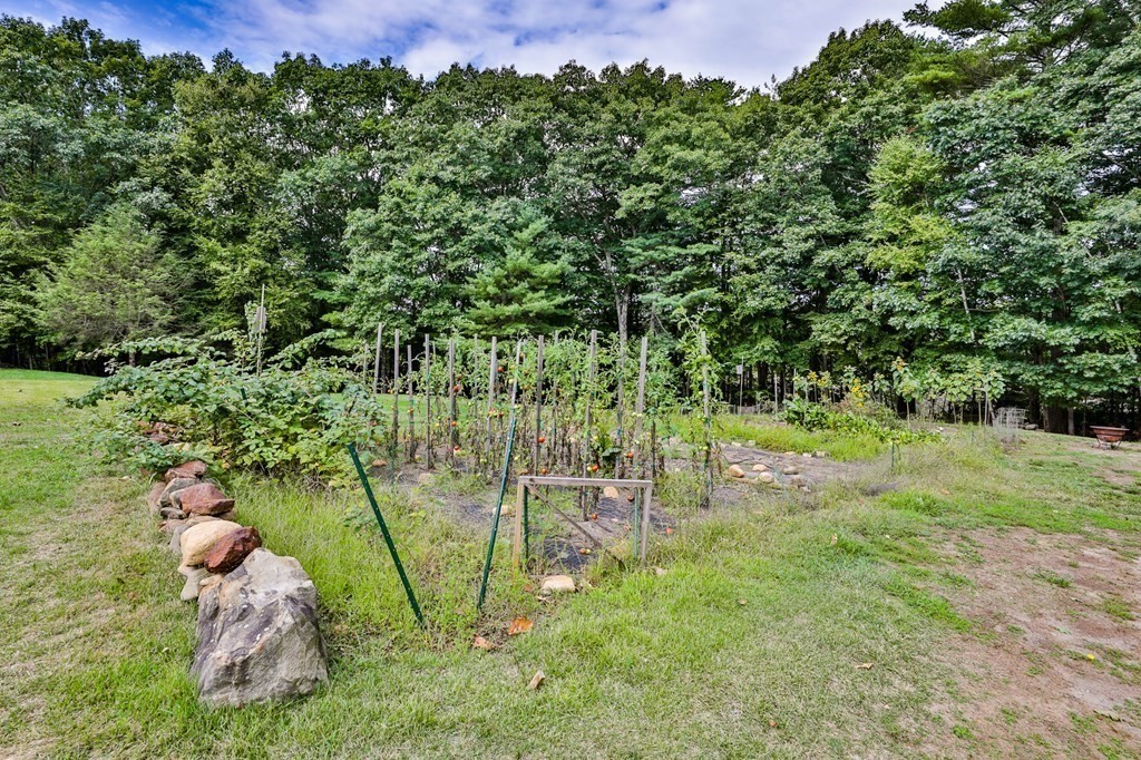 2 Whittier Terrace Boxford, MA 01921 - Photo 13 of 42 Gallery Image 13