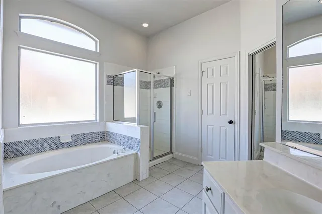 $450,000 | 4863 Union Lake Drive, Fort Worth, TX 76137