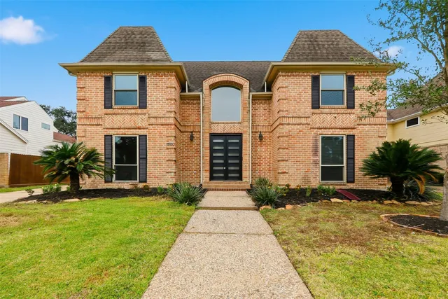 $3,500 | 11930 Carriage Hill Drive, Houston, TX 77077