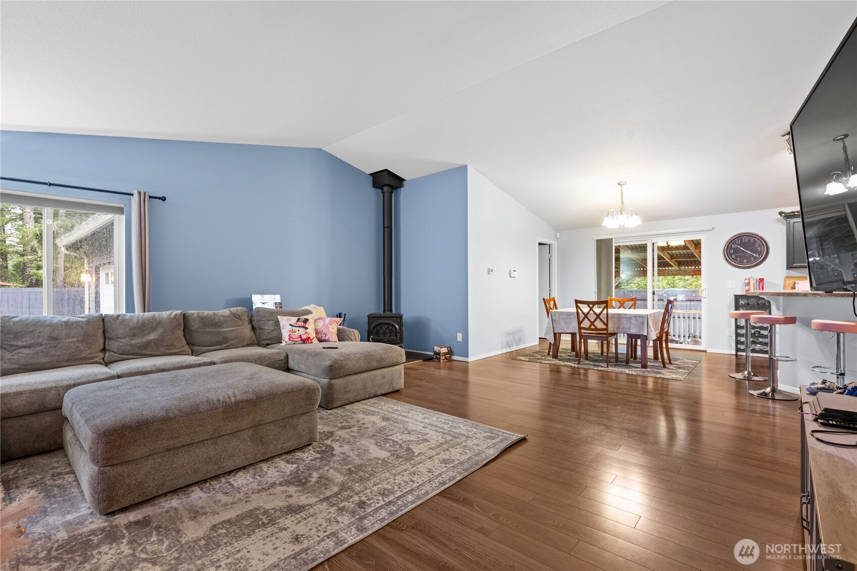 28515 R Lane Ocean Park, WA 98640 - Photo 6 of 34 Gallery Image 6