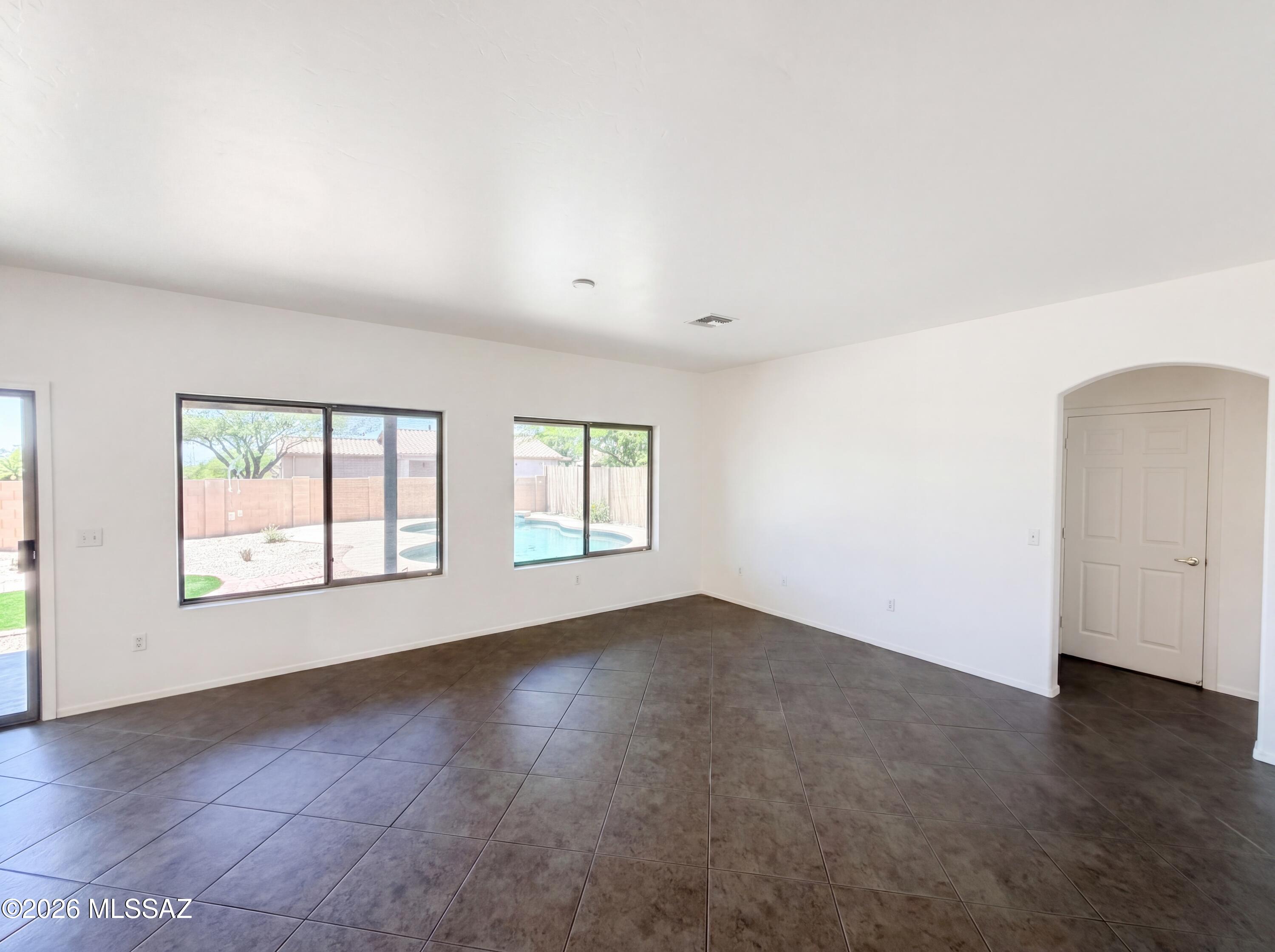 10431 East Rita Ranch Crossing Circle Tucson, AZ 85747 - Photo 7 of 24